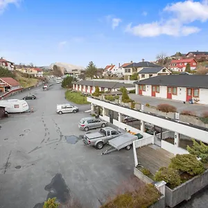 Midttun Motell&camping As Motel